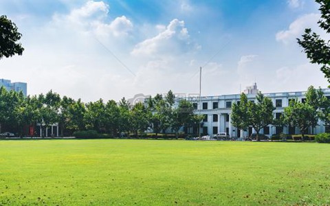 什邡市职业中专学校计算机应用