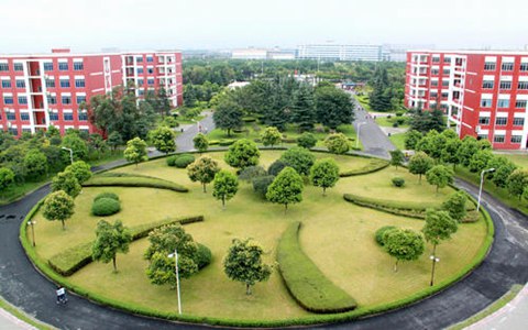 成都市现代制造职业技术学校计算机网络技术专业