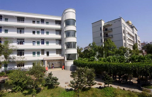 海南省农垦卫生学校