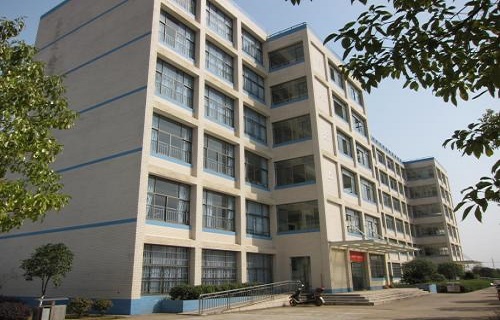 海南护士学校